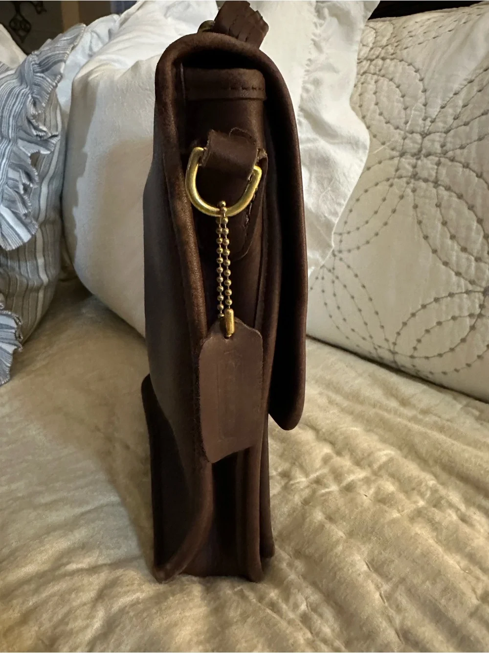 Coach Vintage Station Made in Costa Rica Mahogany - Picture 3 of 10